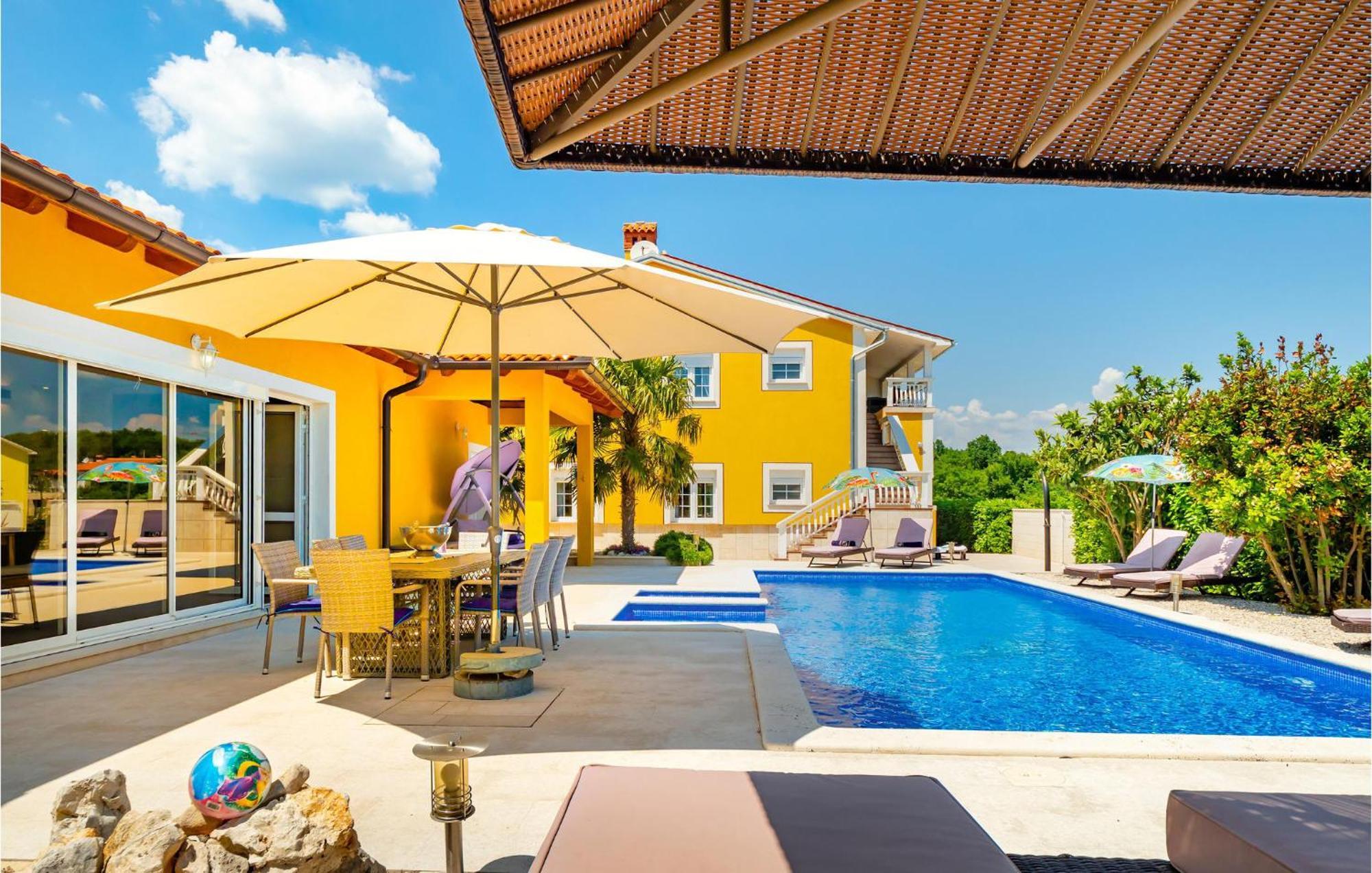 Apartment Beautiful In Labin With Wifi